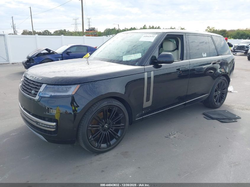 Land Rover Range Rover 2024 — photo 2