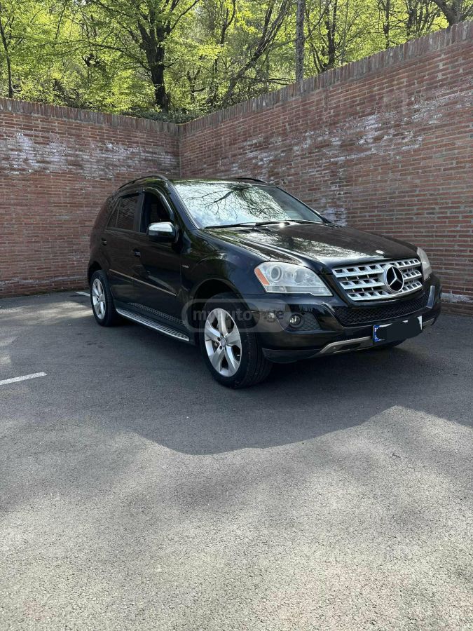 Mercedes-Benz ML 350