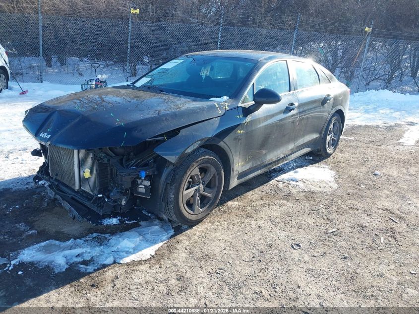 Kia K5 2023 — photo 2