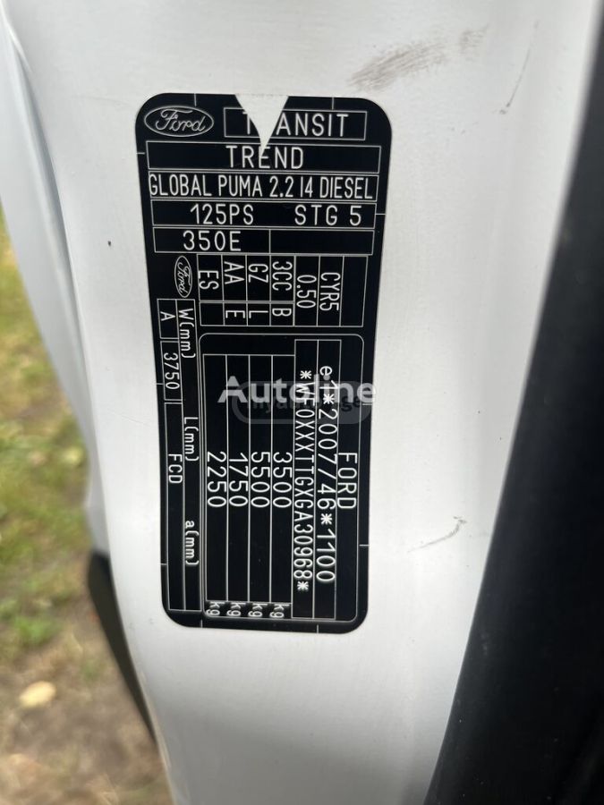 Ford Transit 2016 — photo 2