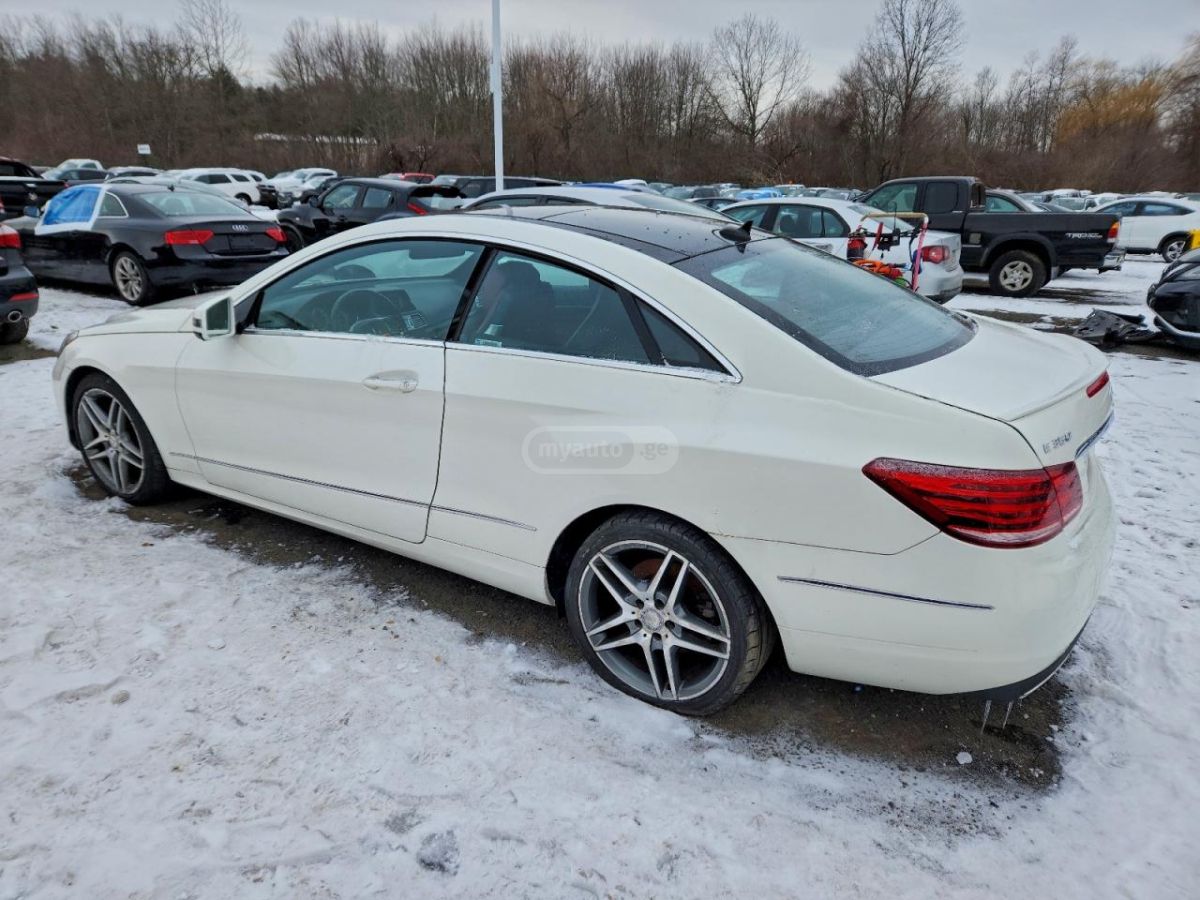 Mercedes-Benz E 350 2014 — photo 2