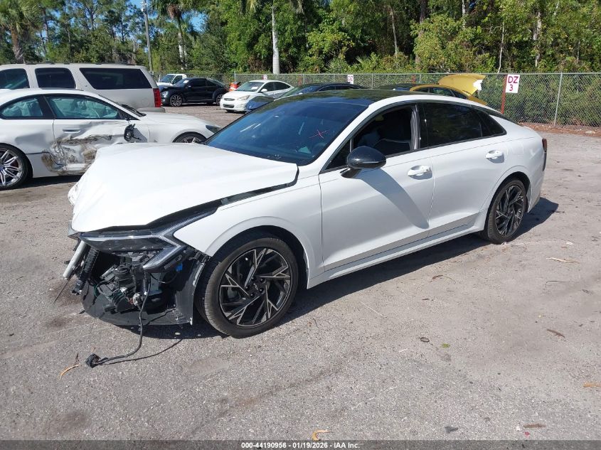 Kia K5 2025 — photo 2
