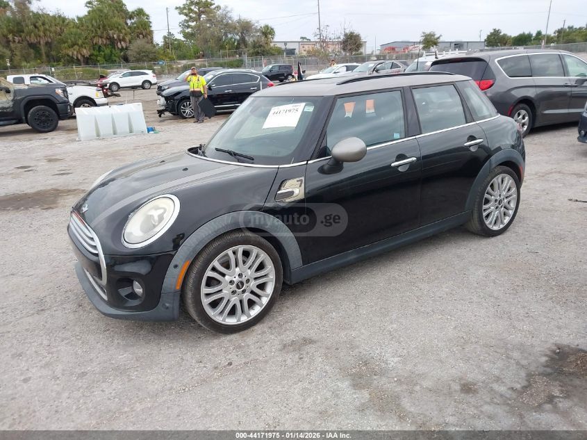 Mini Countryman 2018 — photo 2