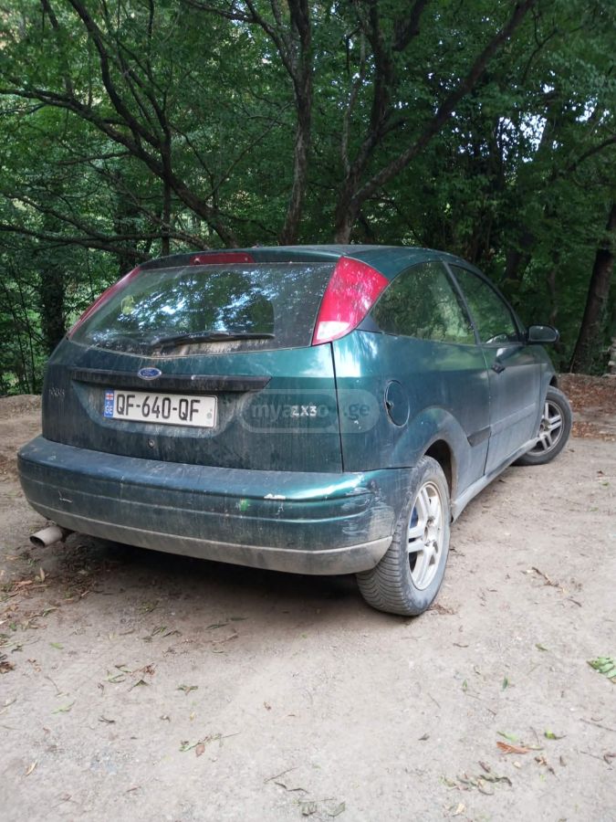 Ford Focus 2000 — photo 2