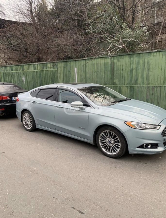 Ford Fusion