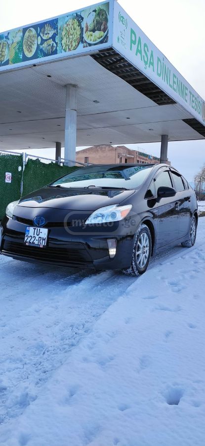 Toyota Prius 2013 — photo 2