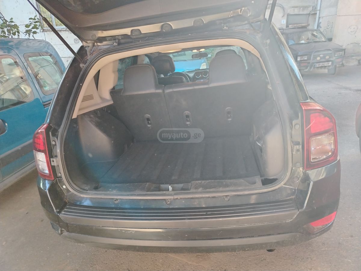 Jeep Compass 2014 — photo 2
