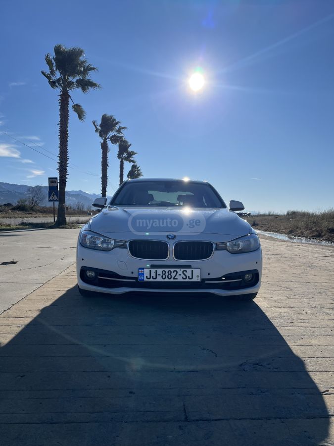 BMW 320