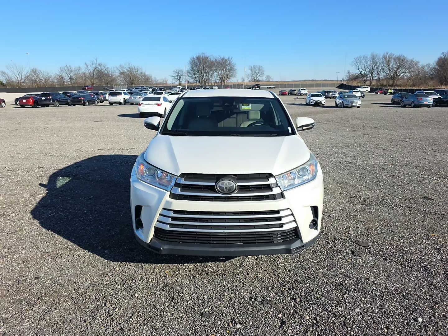 Toyota Highlander 2018 — photo 2