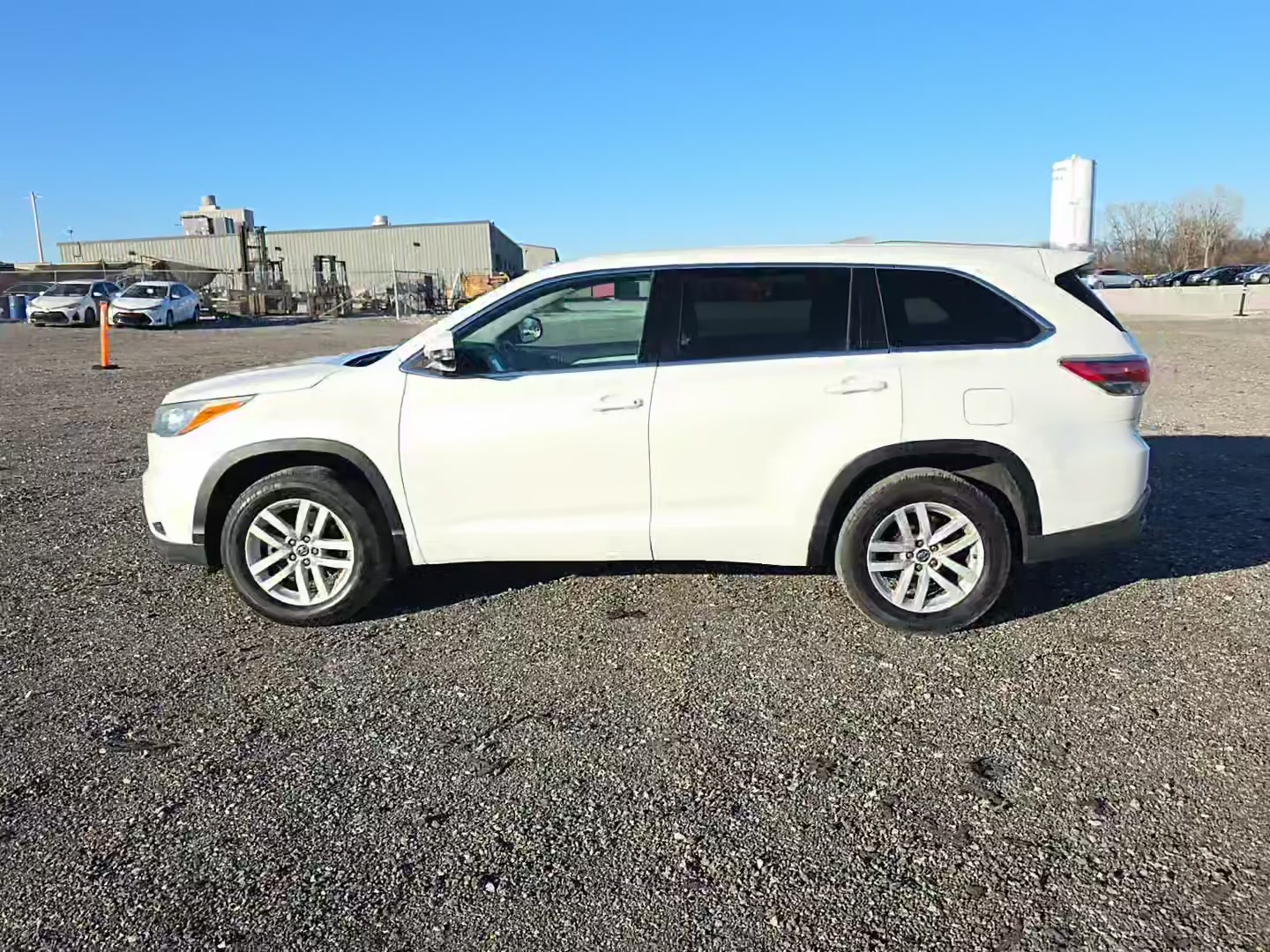 Toyota Highlander 2016 — photo 2