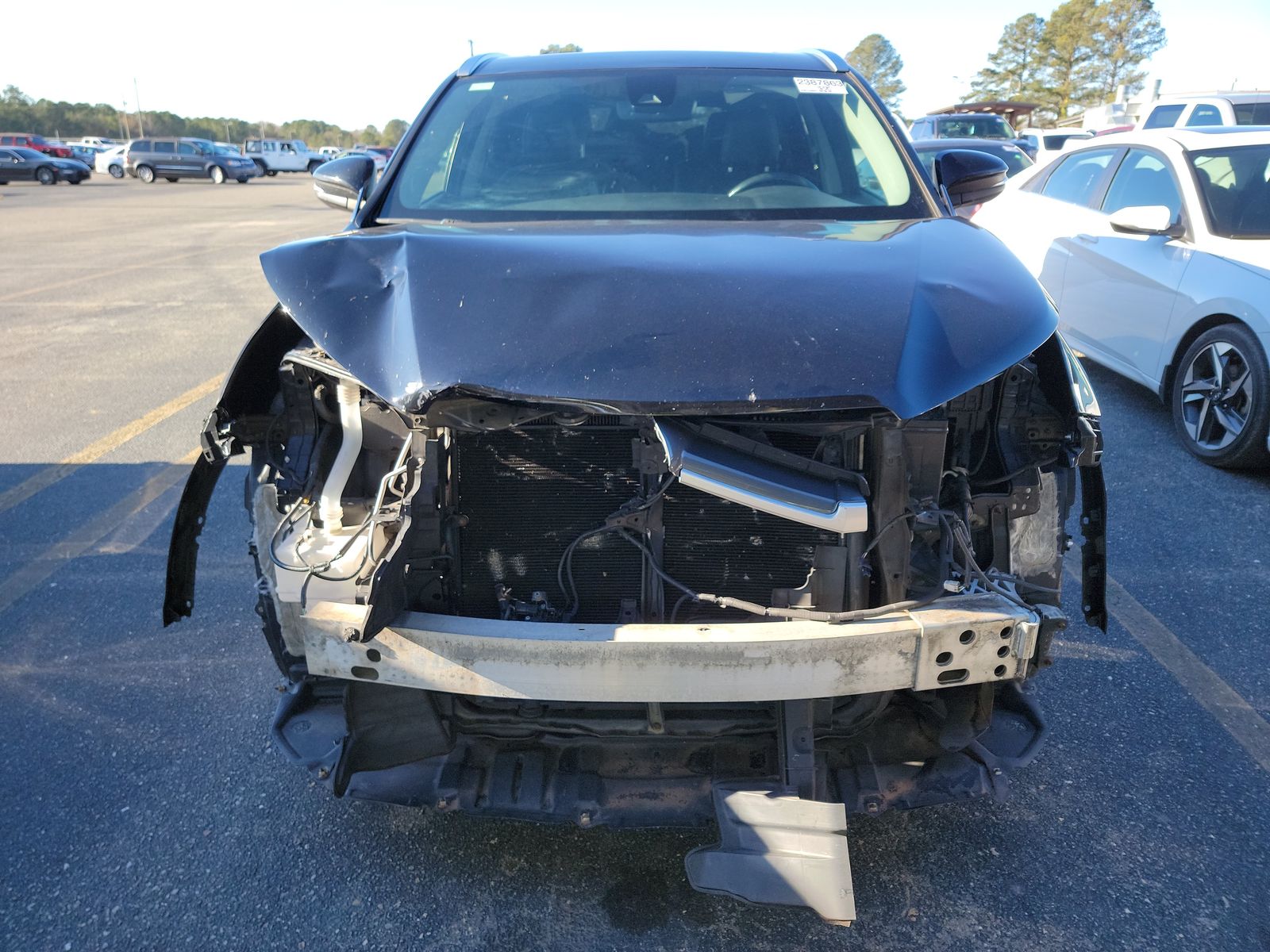 Toyota Highlander 2017 — photo 2