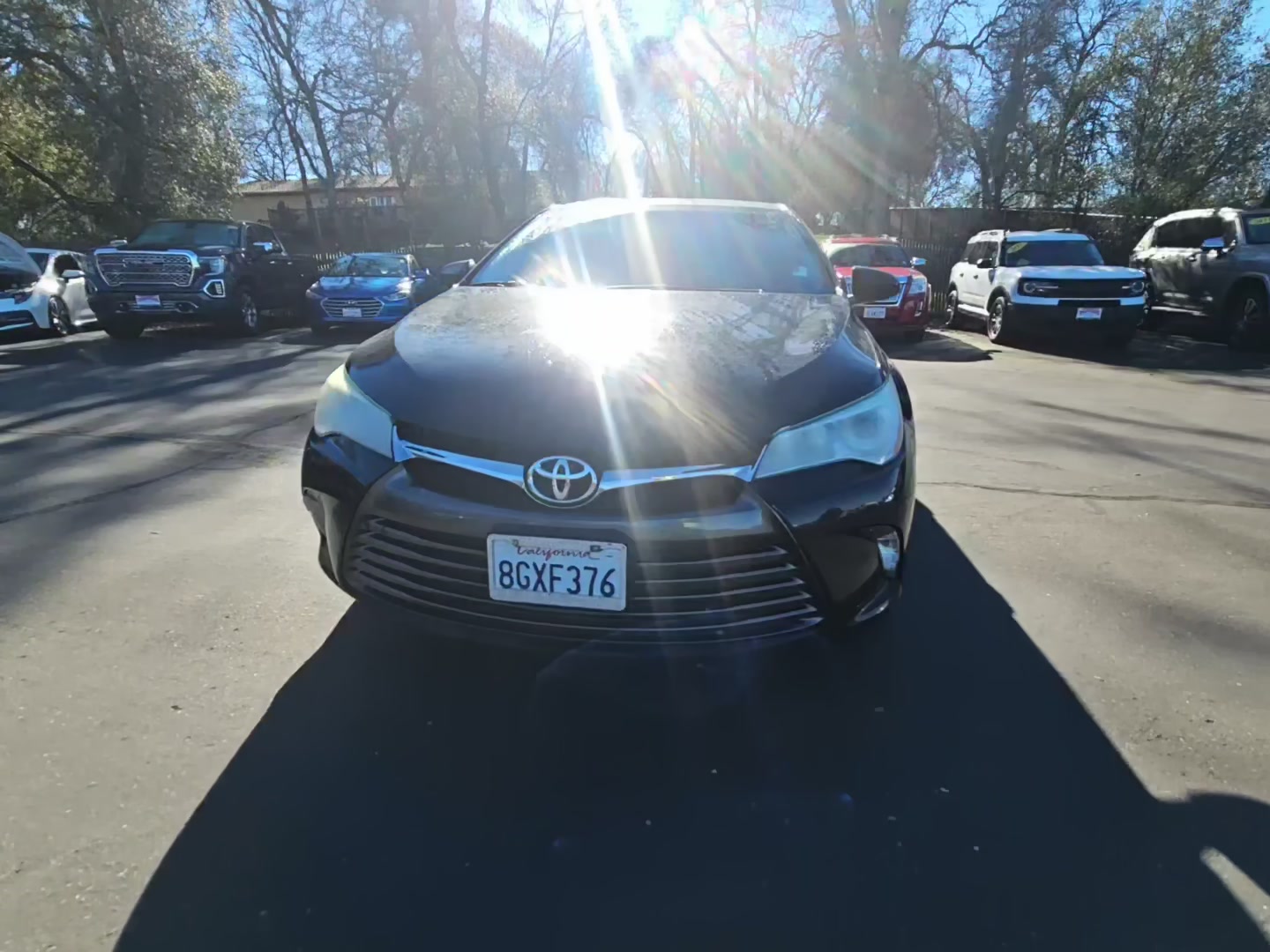 Toyota Camry 2016 — photo 2