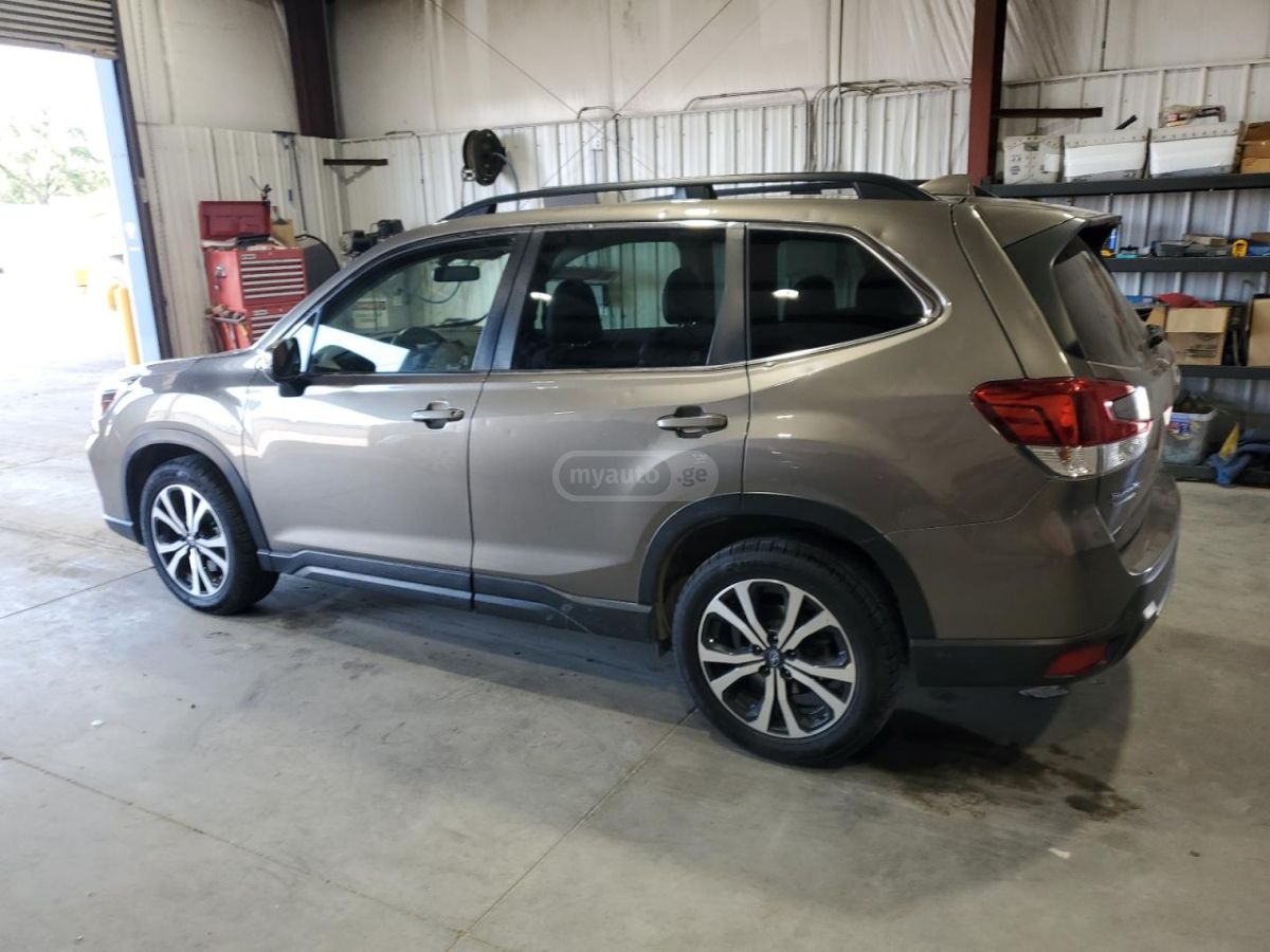 Subaru Forester 2020 — photo 2