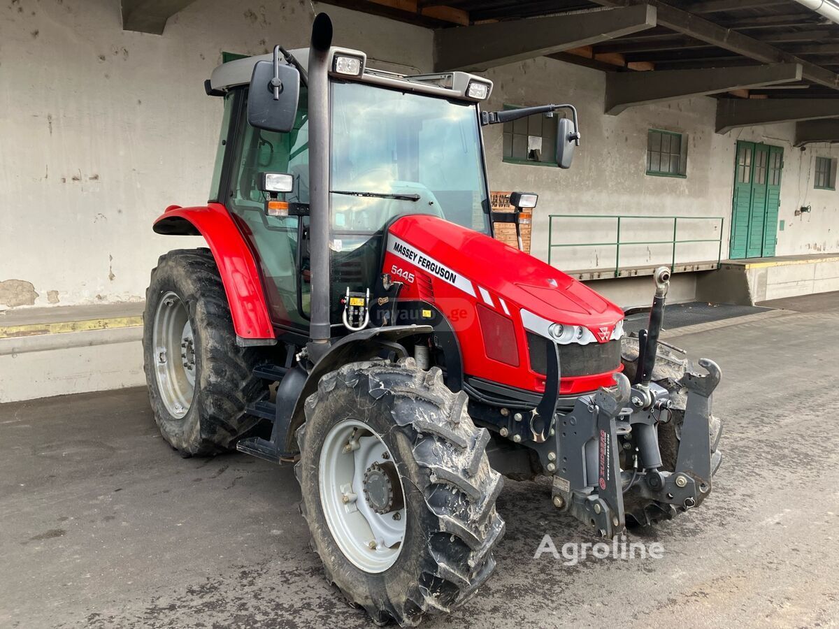 Massey Ferguson 5634