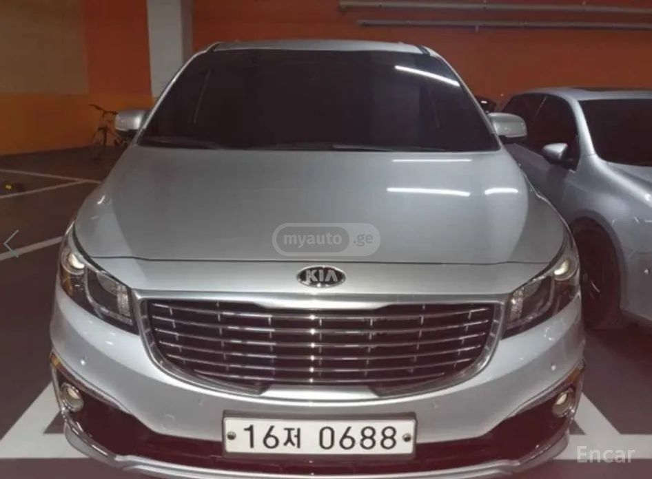 Kia Carnival 2016 — photo 2