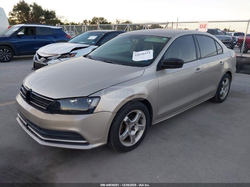 Volkswagen Jetta 2015 — photo 2
