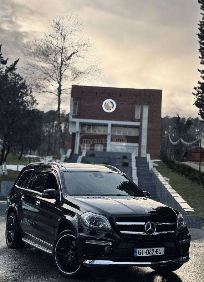 Mercedes-Benz GL 63 AMG 2016 — photo 2
