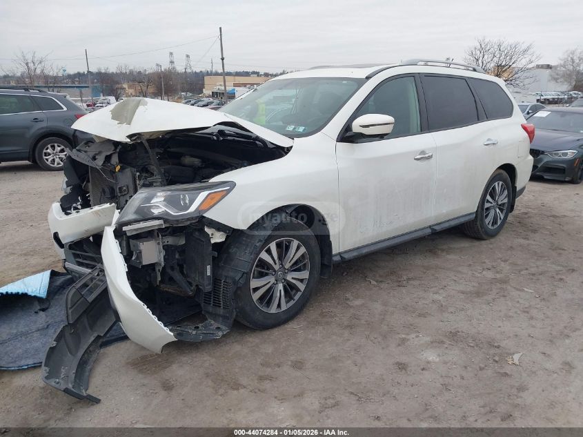 Nissan Pathfinder 2017 — photo 2