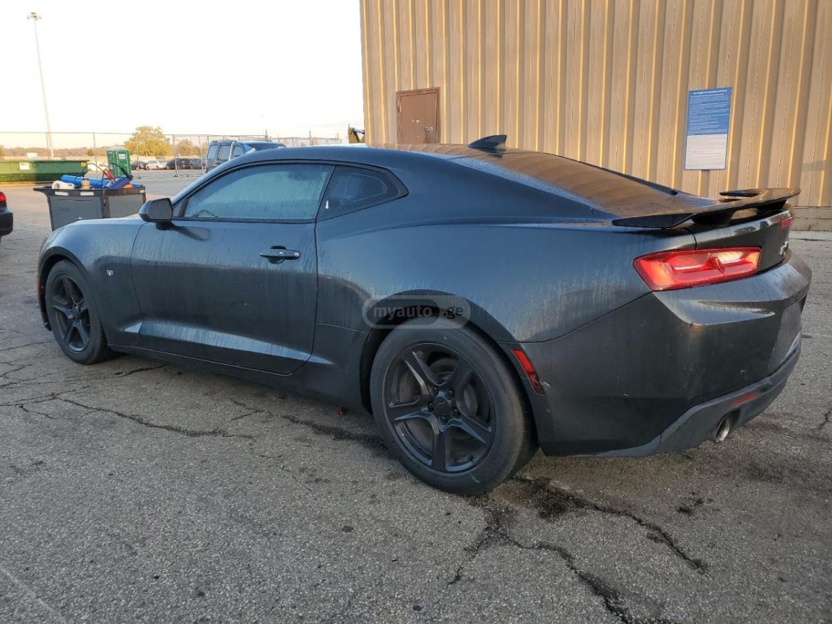 Chevrolet Camaro 2016 — photo 2