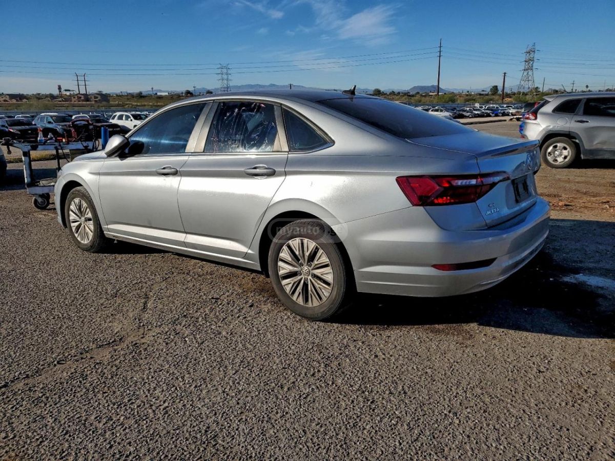 Volkswagen Jetta 2020 — photo 2