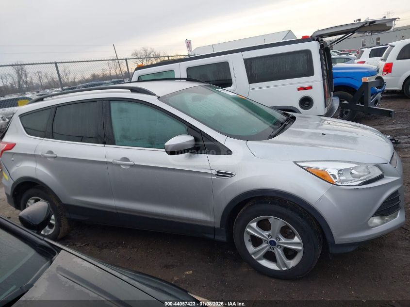 Ford Escape 2016 — photo 2