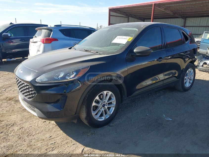 Ford Escape 2021 — photo 2