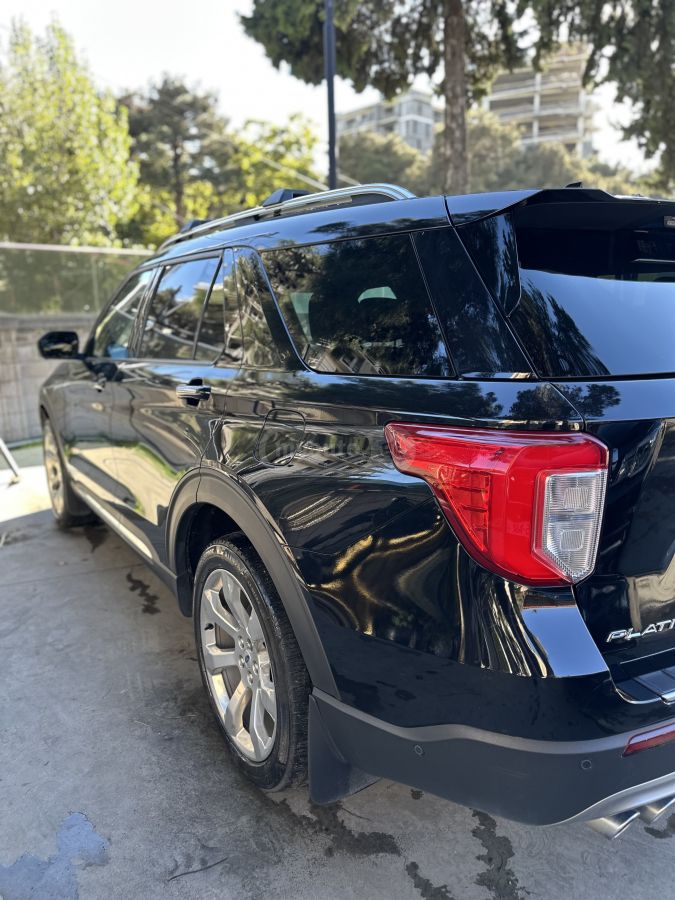 Ford Explorer 2019 — photo 2