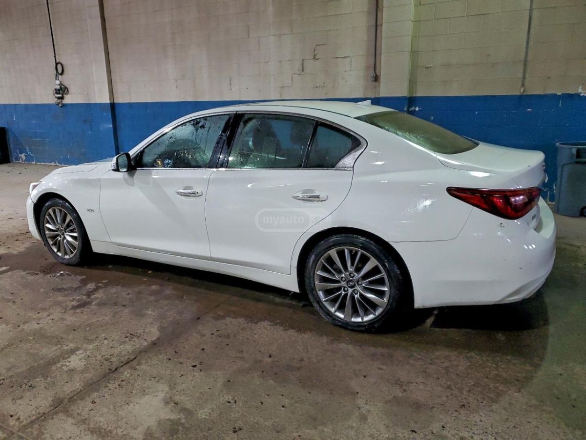 Infiniti Q 50 2018 — photo 2
