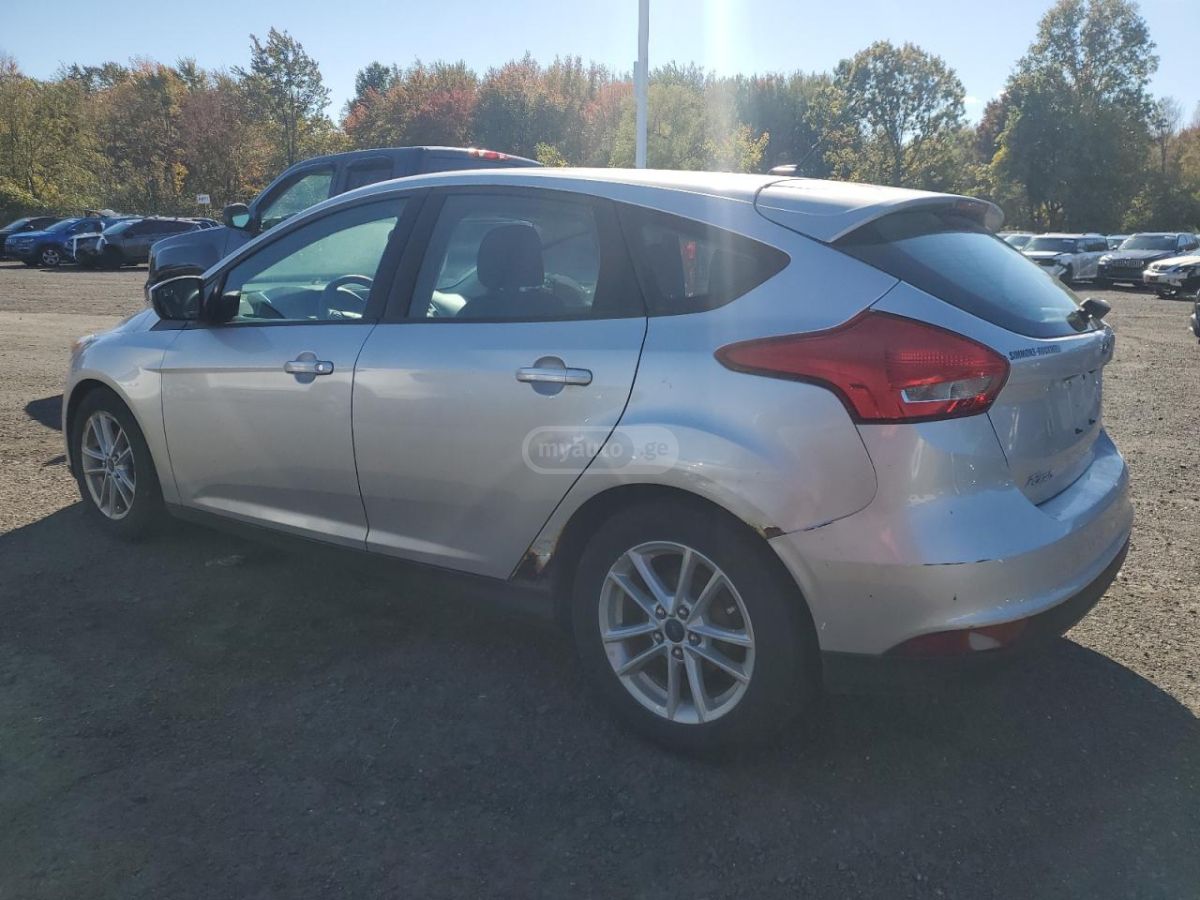 Ford Focus 2016 — photo 2