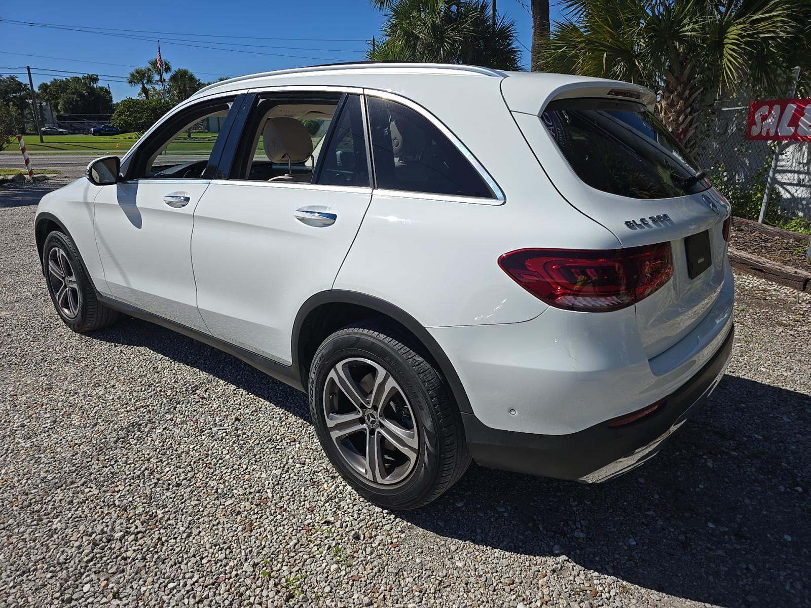 Mercedes-Benz GLC 300 2021 — photo 2