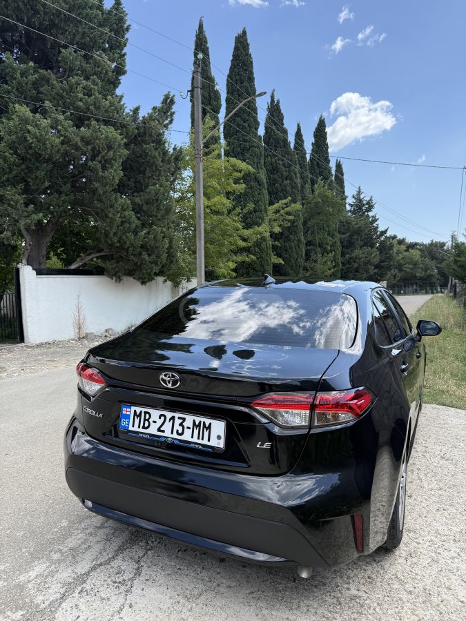 Toyota Corolla 2022 — photo 2