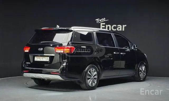 Kia Carnival 2018 — photo 2