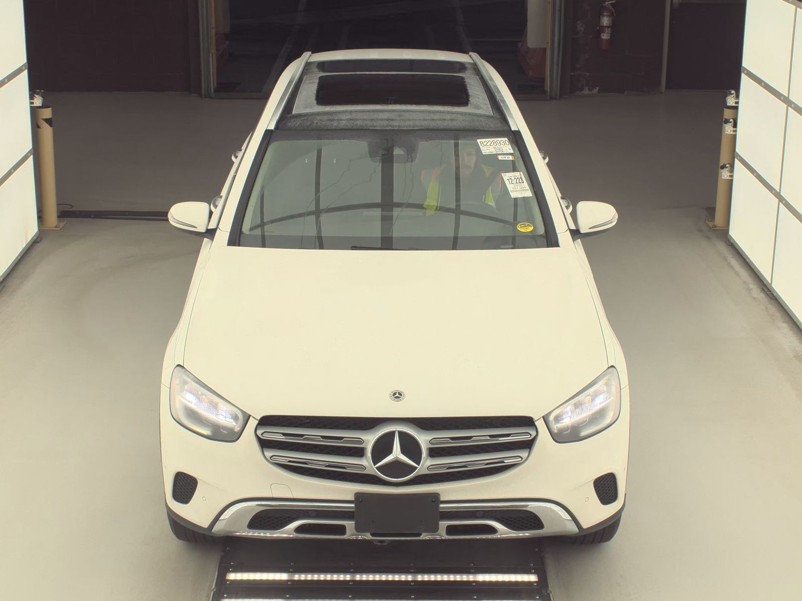 Mercedes-Benz GLC 300 2022 — photo 2