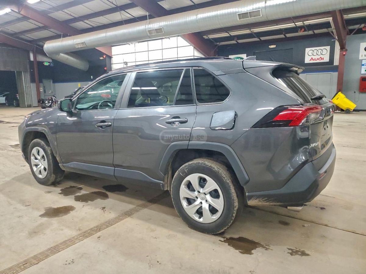 Toyota RAV 4 2019 — photo 2