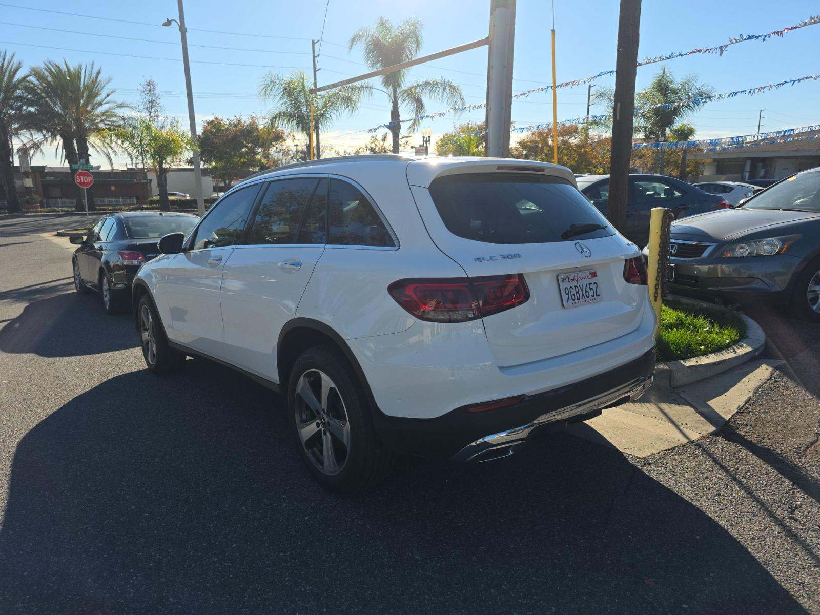 Mercedes-Benz GLC 300 2022 — photo 2