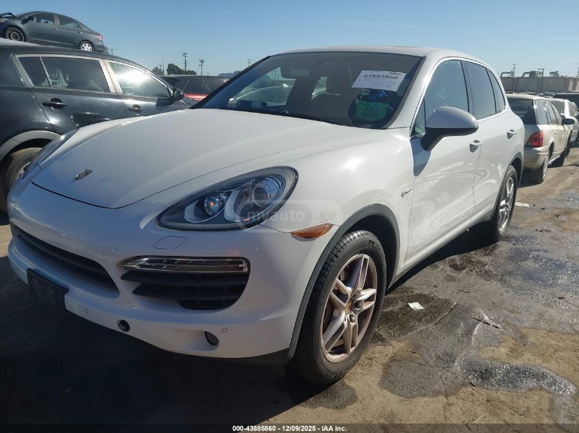 Porsche Cayenne 2014 — photo 2