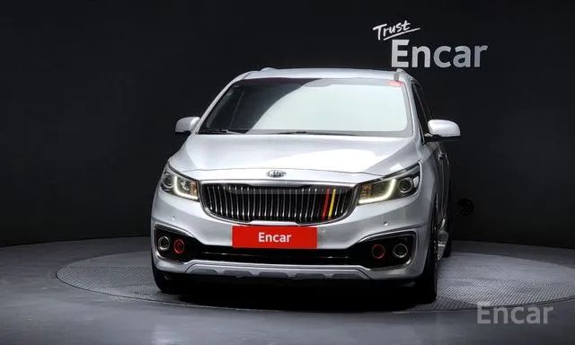 Kia Carnival 2016 — photo 2