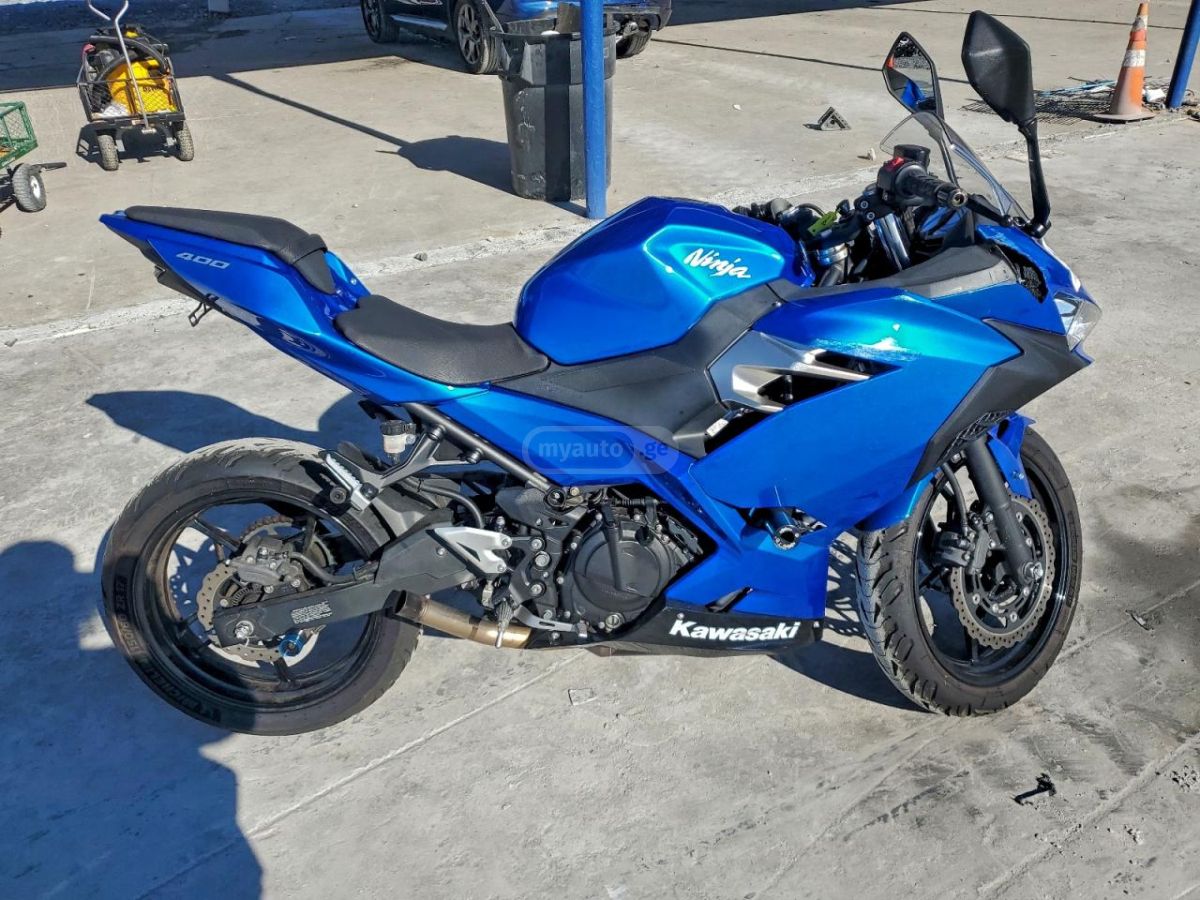 Kawasaki EX-4