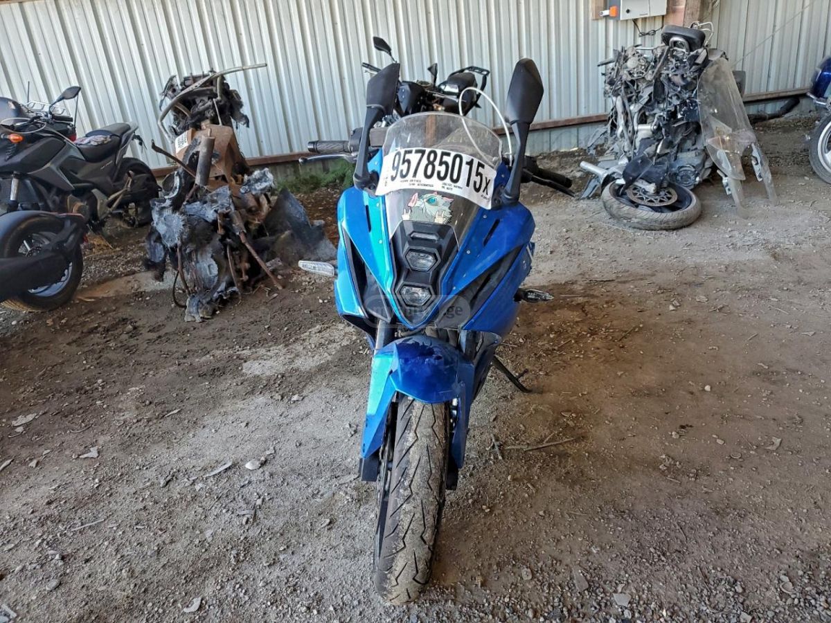 Suzuki GSX 750 2024 — photo 2
