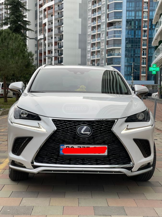 Lexus NX 300