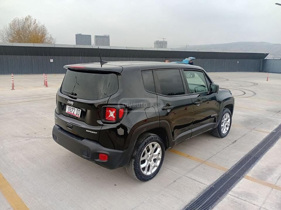 Jeep Renegade 2021 — photo 2