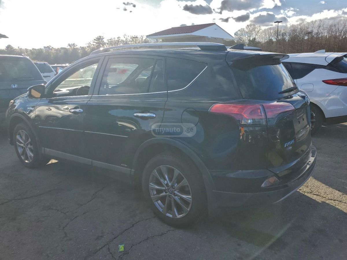 Toyota RAV 4 2017 — photo 2