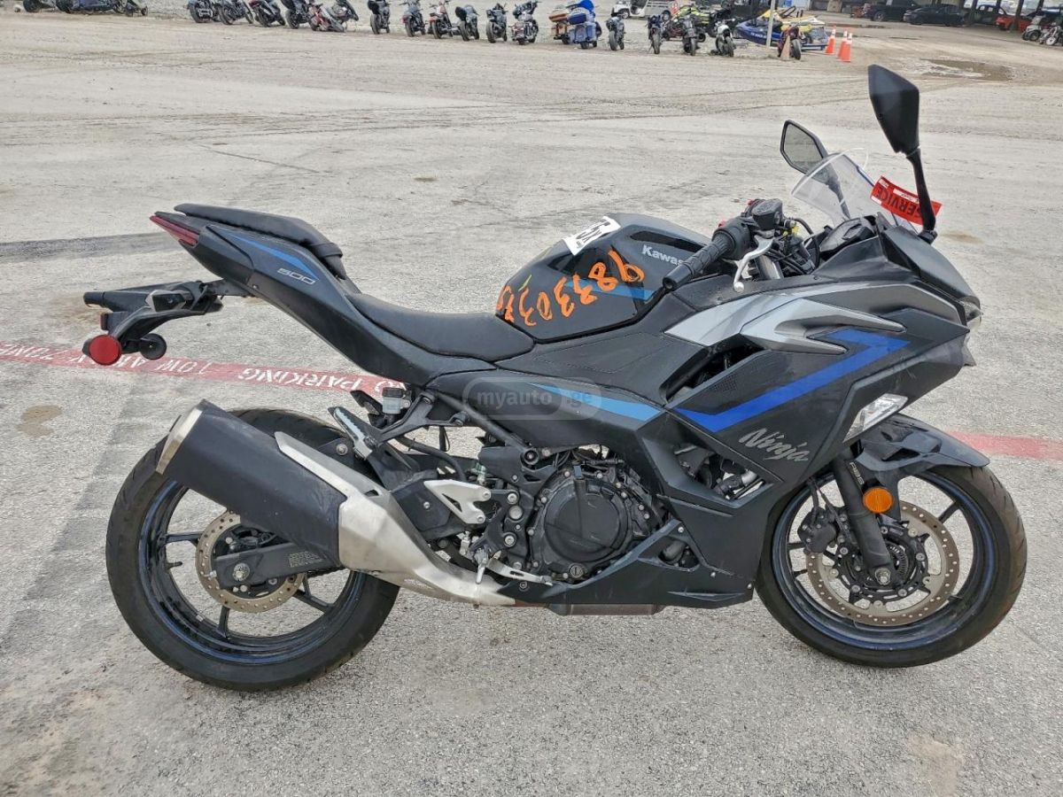 Kawasaki EX-4