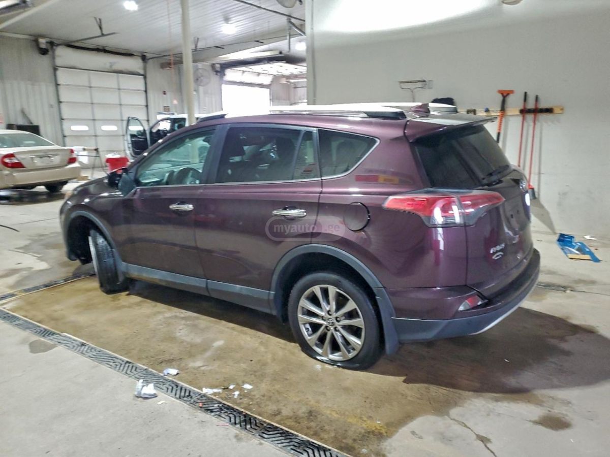Toyota RAV4 2016 — photo 2