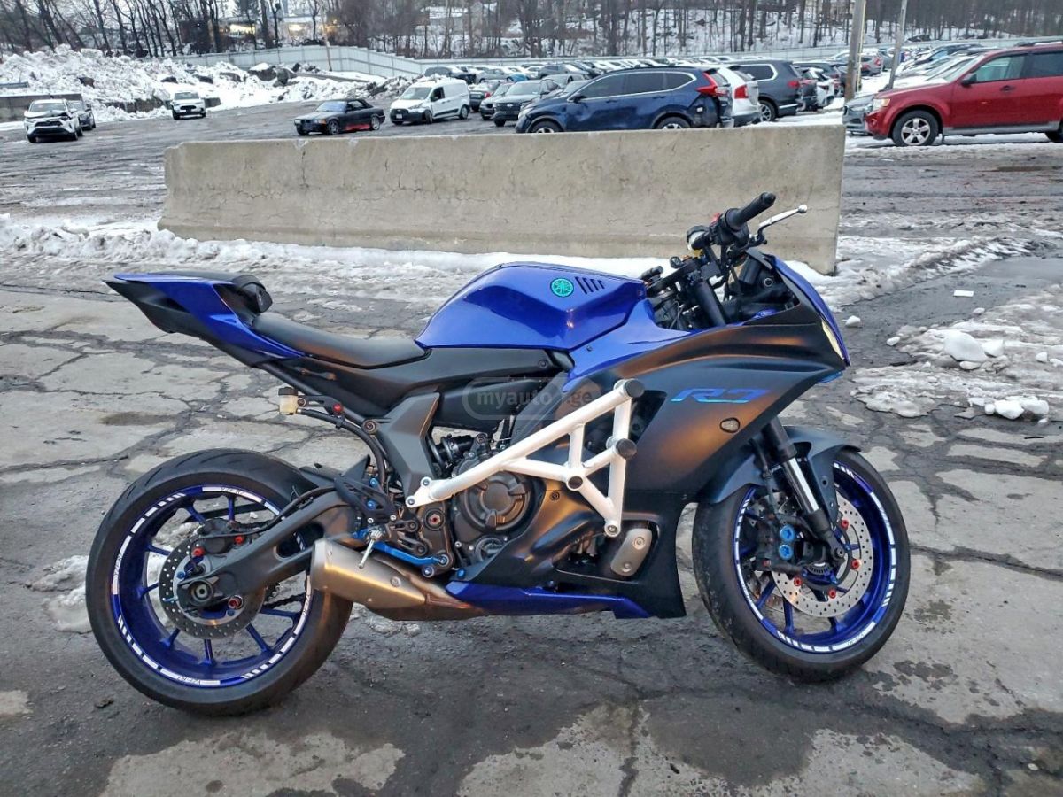 Yamaha YZF-R7