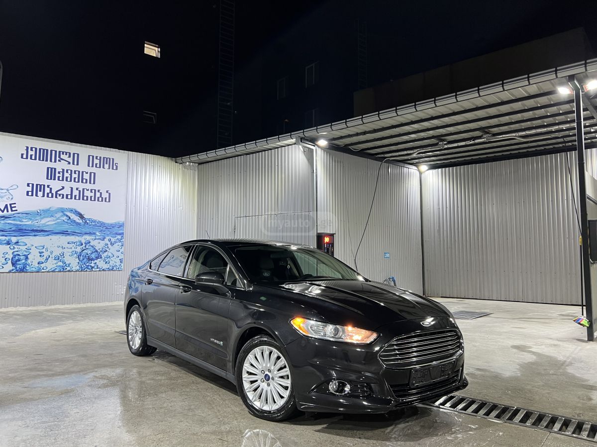 Ford Fusion 2014 — photo 2
