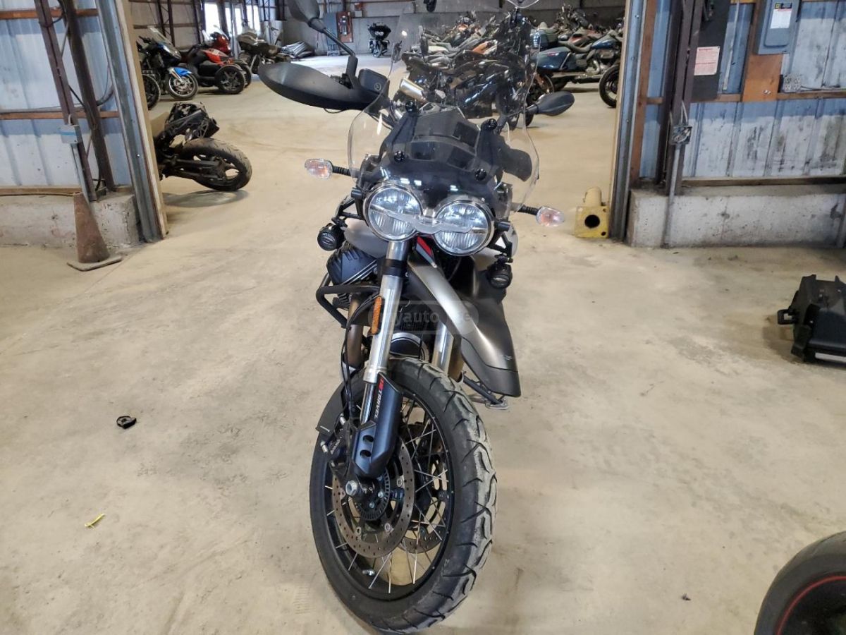 Moto Guzzi 3463 2022 — photo 2