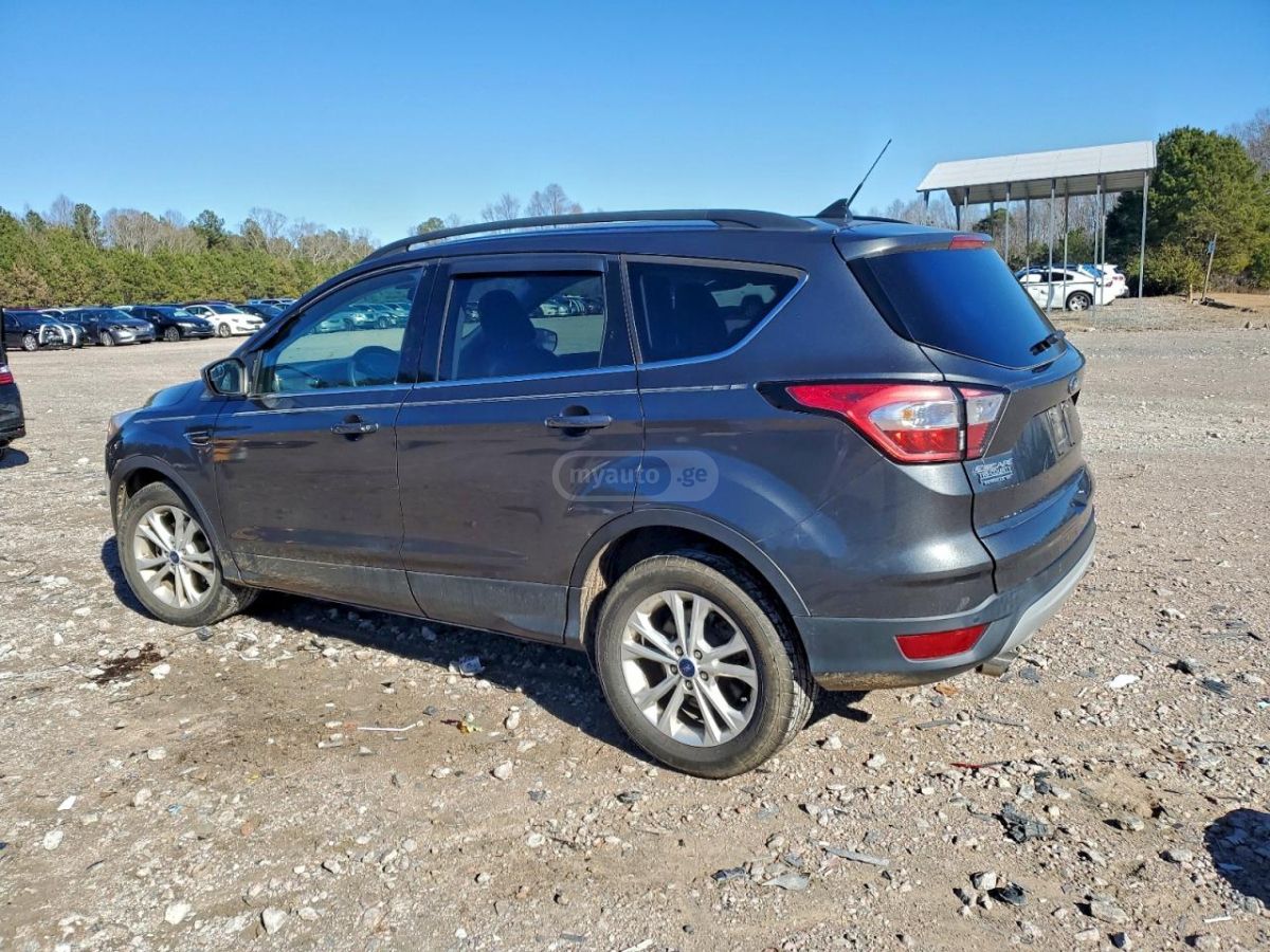 Ford Escape 2018 — photo 2