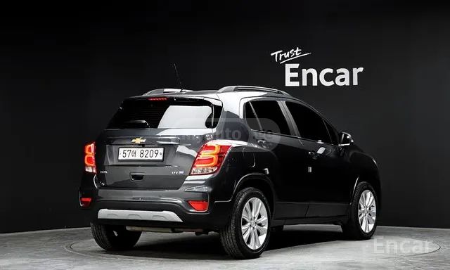 Chevrolet Trax 2017 — photo 2