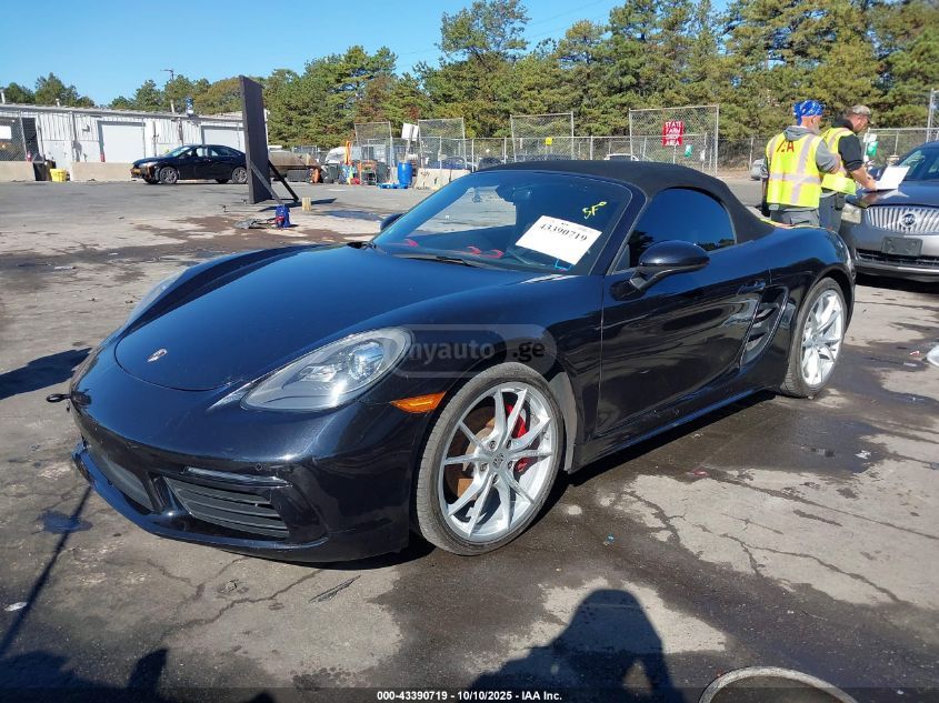 Porsche Boxster 2018 — photo 2